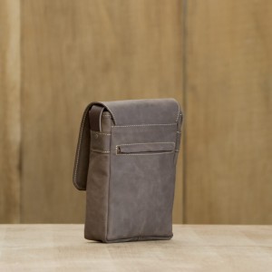 POCHETTE CUIR BRUN| Charles de Foucault 